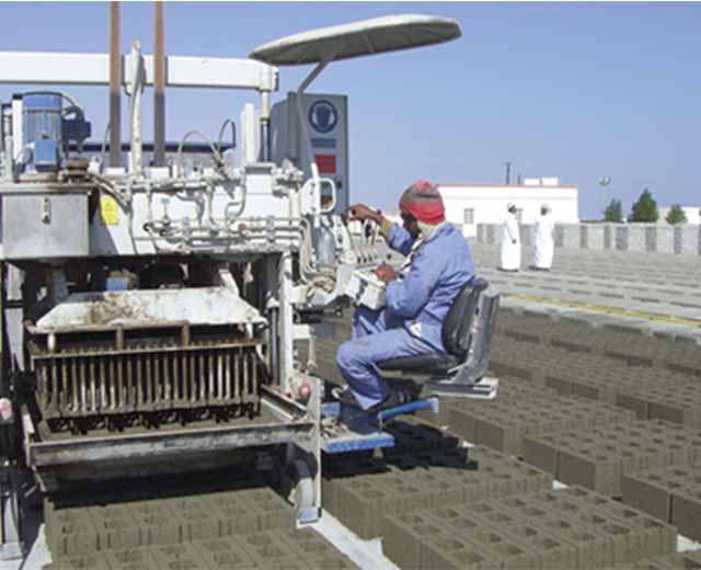 全自動(dòng)制磚機(jī)