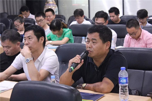 空心磚機多少錢