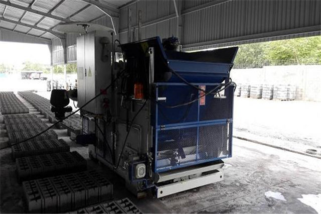 固廢制磚設(shè)備