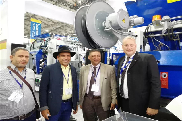 路沿便道磚機(jī) 