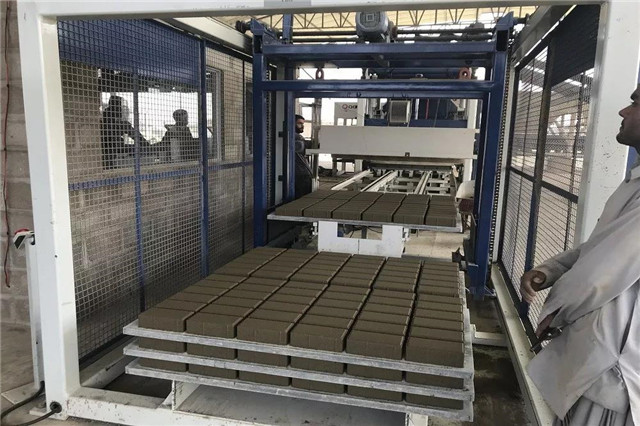 水泥制磚機設備