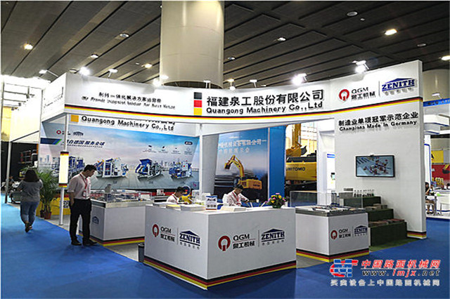 透水磚生產(chǎn)設(shè)備正確操作方法與維護事項