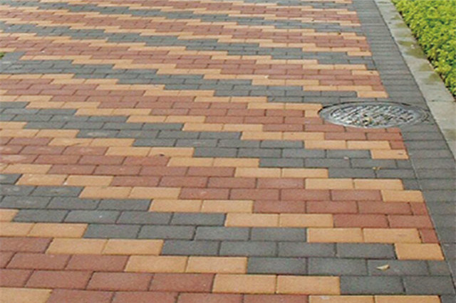 路面磚設(shè)備配套設(shè)施有哪些部分組成？