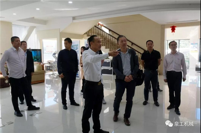 固廢制磚設備技術上不斷的創新突破