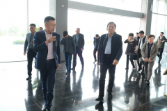 新疆建材行業協會一行蒞臨福建泉工股份參觀考察